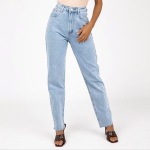 Dissh Margi Slim Straight Light Blue Jean